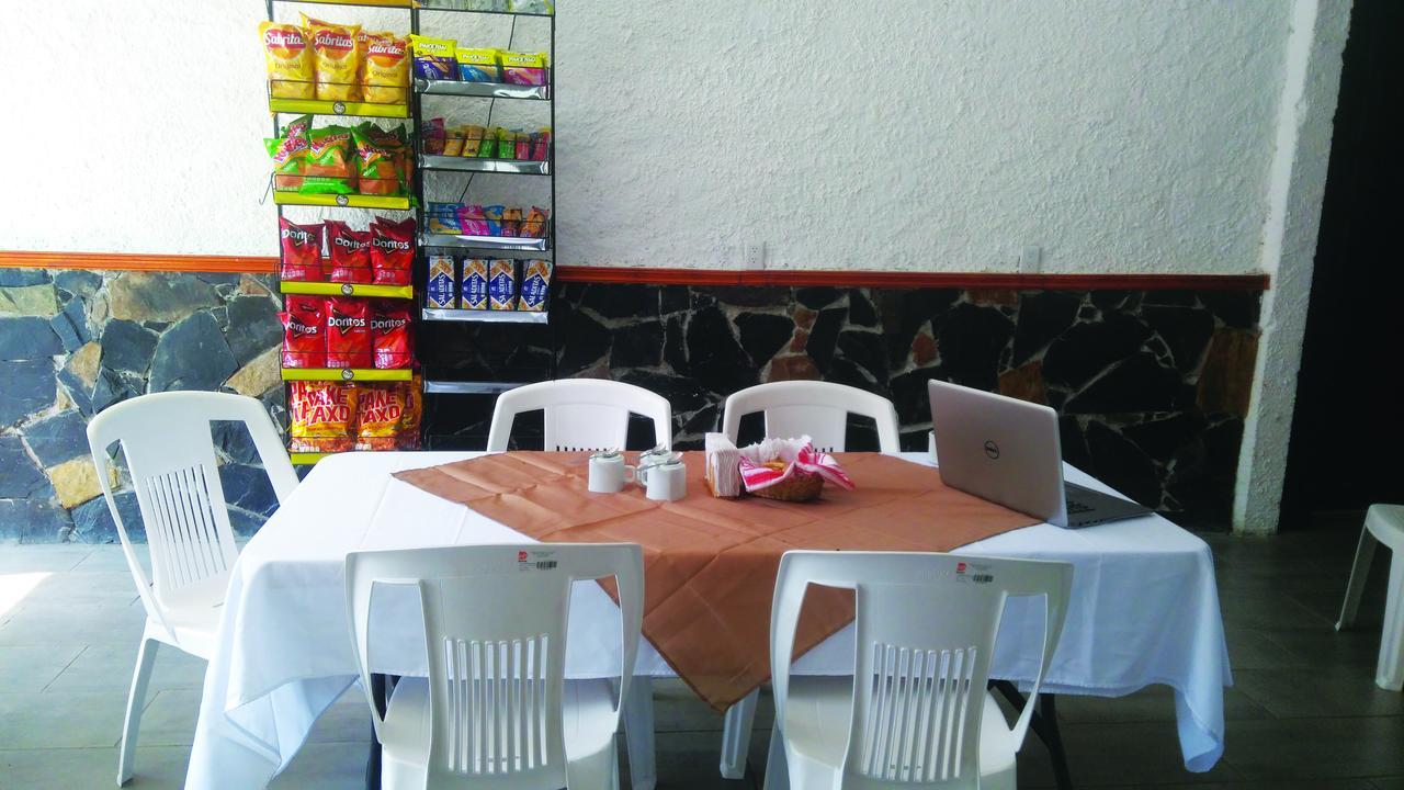 Hotel Falcon Tamasopo Esterno foto